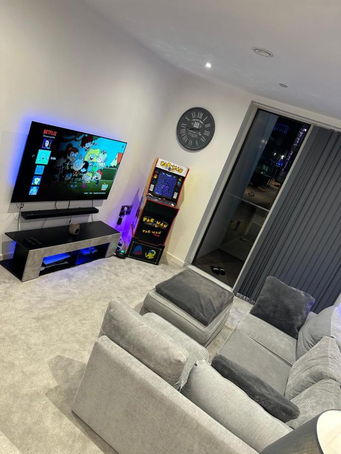 Luxury 1 Bedroom Apartment Media City Manchester Bagian luar foto